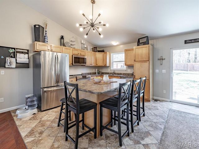 10318 Timber Hill Drive, Hillsboro, MO 63050