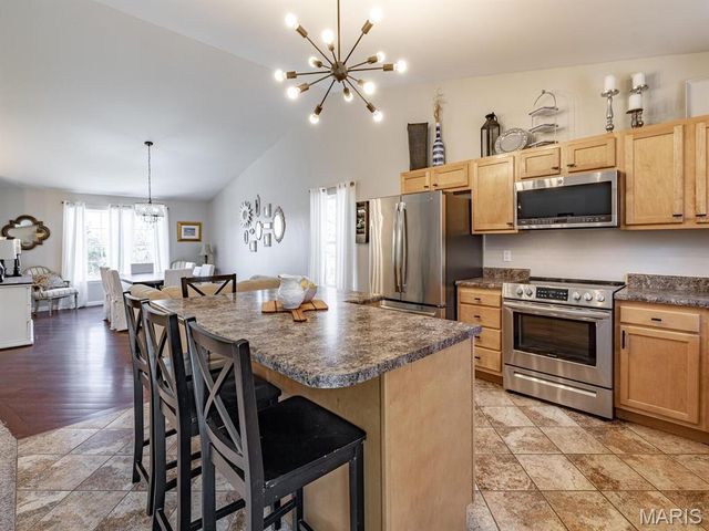 10318 Timber Hill Drive, Hillsboro, MO 63050