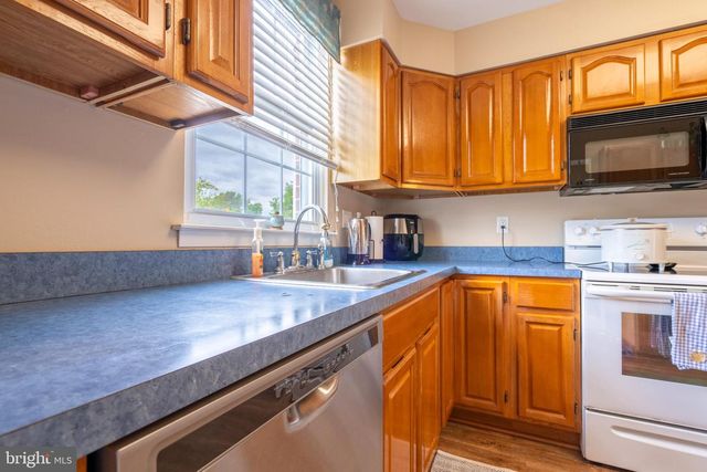 780 JEFFERSON ST, Red Hill, PA 18076