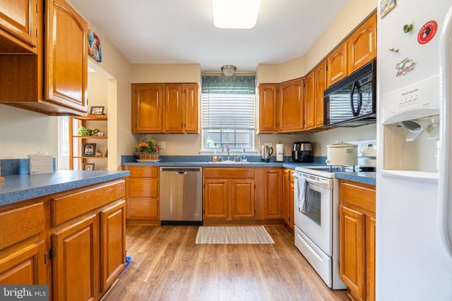 780 JEFFERSON ST, Red Hill, PA 18076