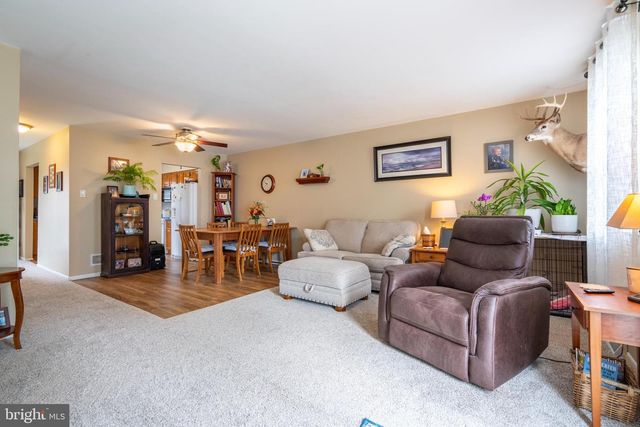 780 JEFFERSON ST, Red Hill, PA 18076