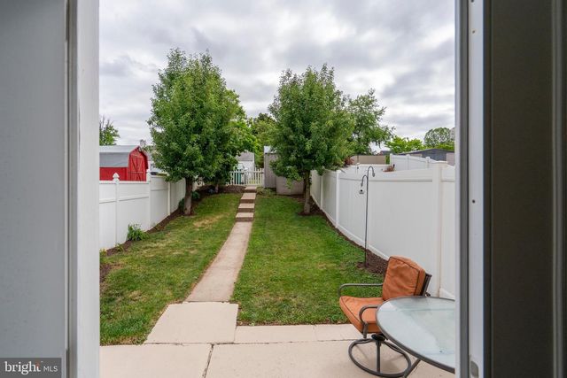 780 JEFFERSON ST, Red Hill, PA 18076