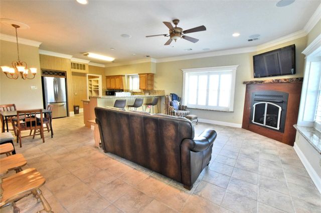 108 Barham, Bridgeport, TX 76426