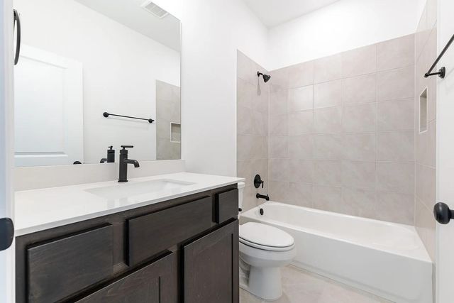 308 Buckaroo DR, Georgetown, TX 78628