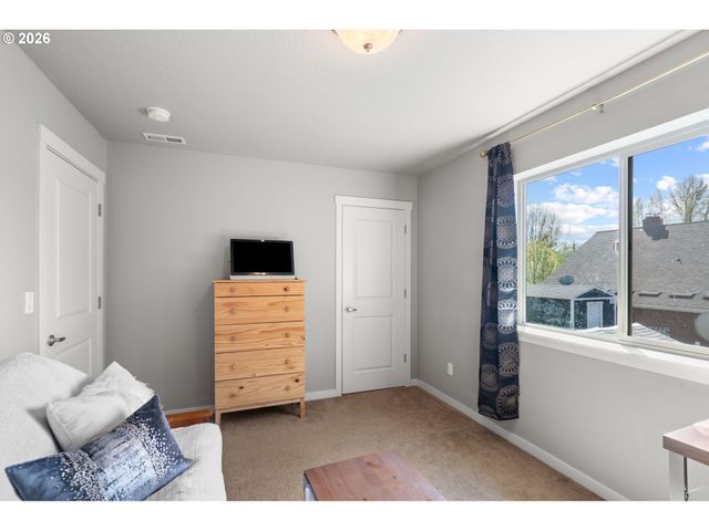 1321 Ne 82ND Dr, Vancouver, WA 98665