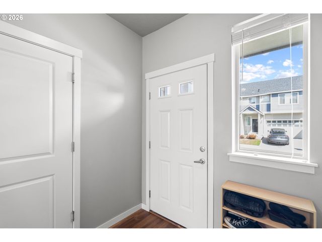 1321 Ne 82ND Dr, Vancouver, WA 98665