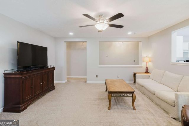 430 Autumn Creek Drive, Dallas, GA 30157