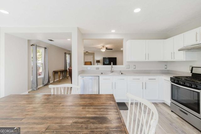 430 Autumn Creek Drive, Dallas, GA 30157