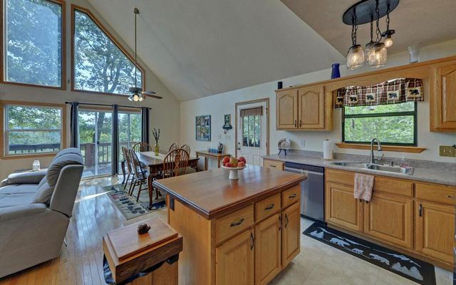 36 Dwaynes Trail, Murphy, NC 28906