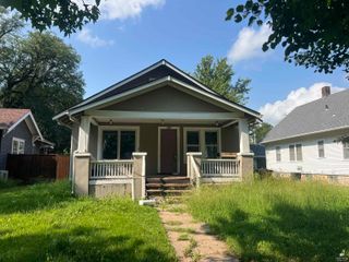 1506 Pierre Street, Manhattan, KS 66502