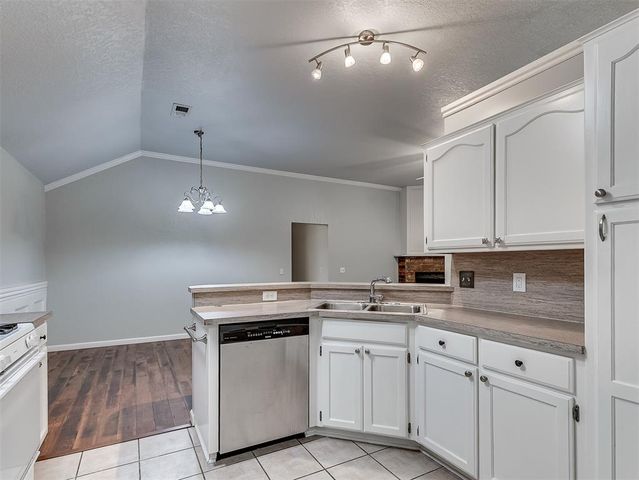 2619 Briarcliff Drive, Oklahoma City, OK 73170