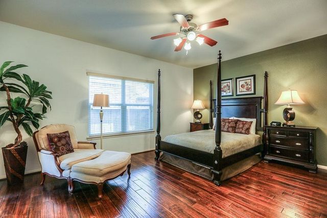 66 W Spindle Tree Circle, The Woodlands, TX 77382