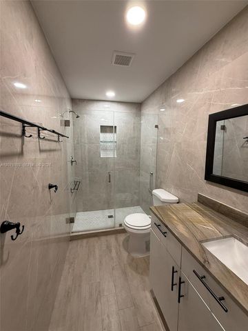 260 NW 106th Terrace 260, Pembroke Pines, FL 33026