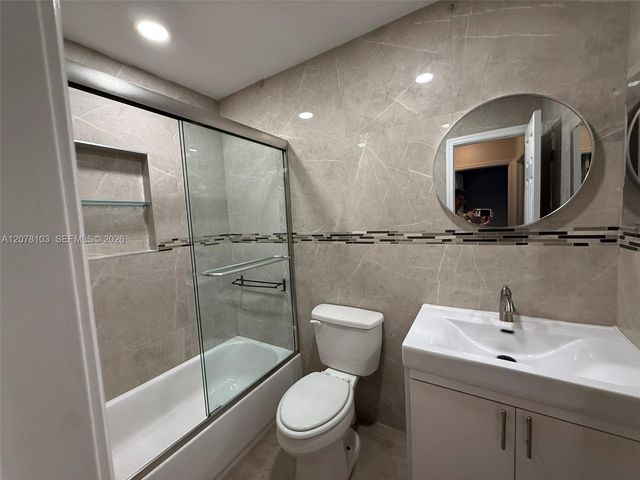 260 NW 106th Terrace 260, Pembroke Pines, FL 33026