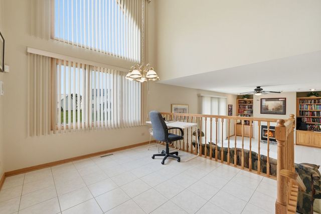 634 Primrose Circle, Matteson, IL 60443