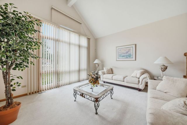 634 Primrose Circle, Matteson, IL 60443