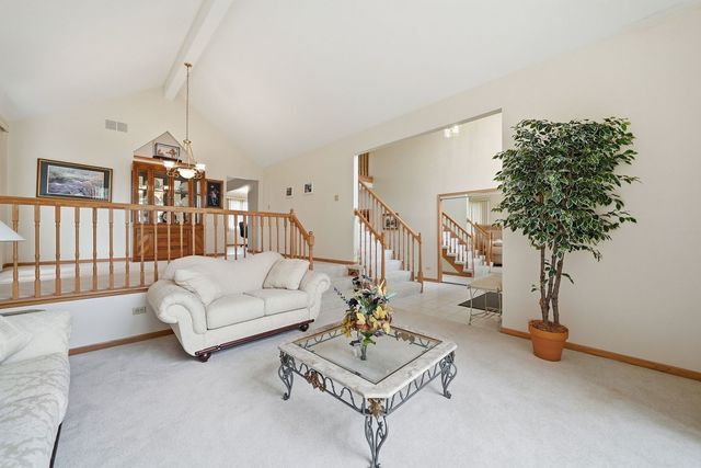634 Primrose Circle, Matteson, IL 60443