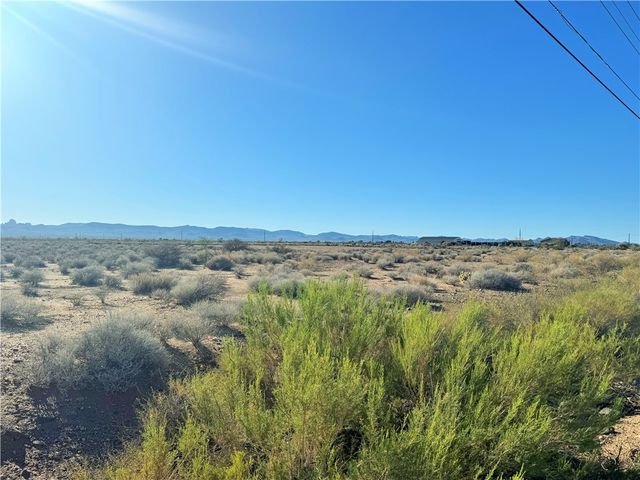 tbd Colorado Road, Golden Valley, AZ 86413