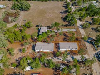 264 Flaming Oak DR A & B, Bastrop, TX 78602