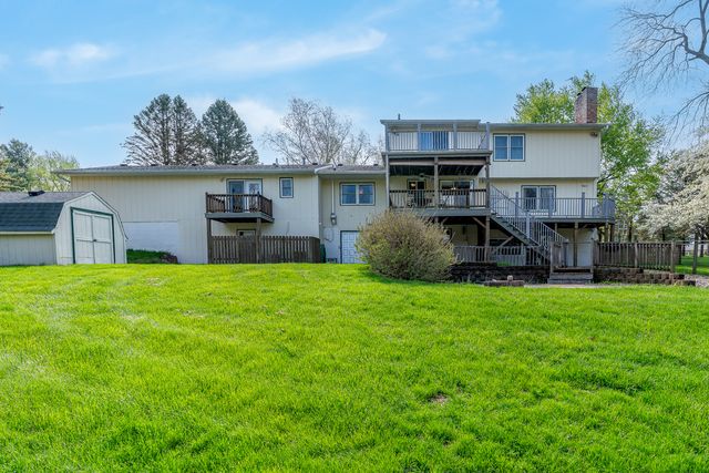 9 Valley View Drive, Blue Grass, IA 52726