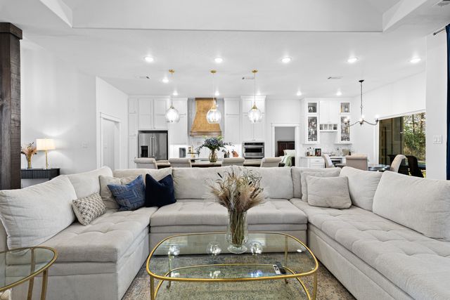 121 PRIVATE RD 6451, Beckville, TX 75631