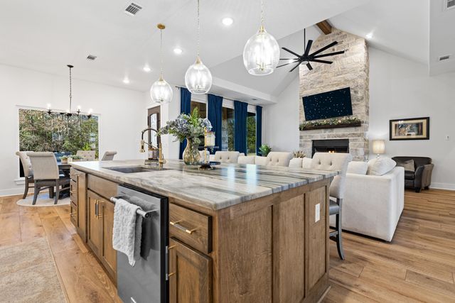 121 PRIVATE RD 6451, Beckville, TX 75631