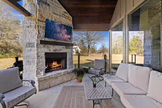 121 PRIVATE RD 6451, Beckville, TX 75631