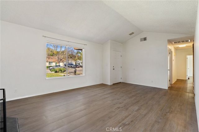 1036 Samantha Drive, Paso Robles, CA 93446