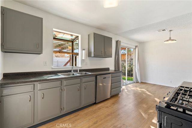 1036 Samantha Drive, Paso Robles, CA 93446