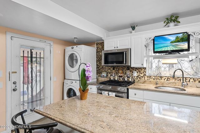 157 Highland Boulevard, Keansburg, NJ 07734