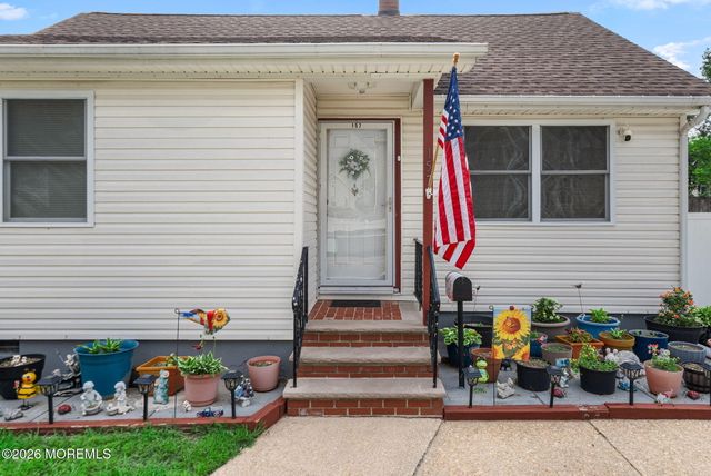 157 Highland Boulevard, Keansburg, NJ 07734