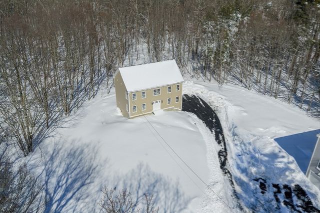 41 Martin Rd., Douglas, MA 01516