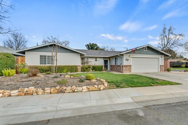 5415 Del Rio Rd, Sacramento, CA 95822