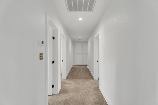 5415 Del Rio Rd, Sacramento, CA 95822