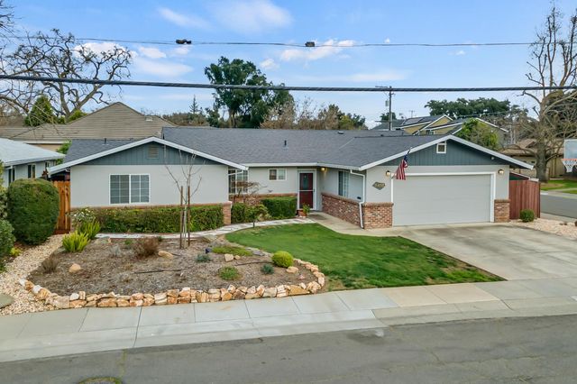 5415 Del Rio Rd, Sacramento, CA 95822