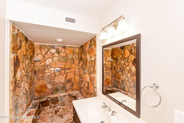 7405 Calmoso Avenue, Cocoa, FL 32927