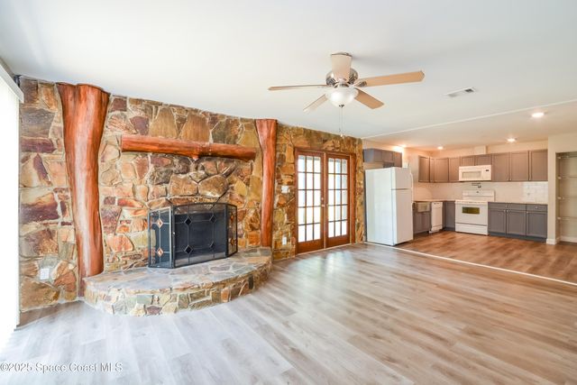 7405 Calmoso Avenue, Cocoa, FL 32927