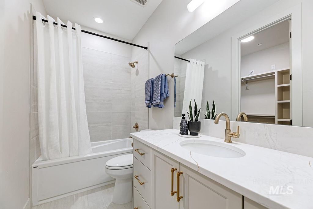 6062 E Marmount Ct, Boise, ID 83716 photo 33