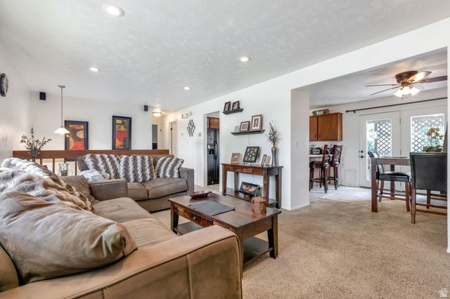 8262 S 1600 W, West Jordan, UT 84088