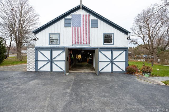 2327 Salt Point Turnpike, Clinton Corners, NY 12514