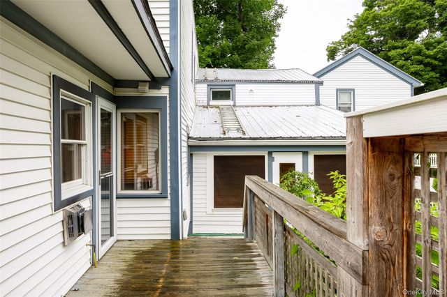2327 Salt Point Turnpike, Clinton Corners, NY 12514
