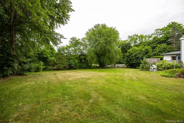 2327 Salt Point Turnpike, Clinton Corners, NY 12514