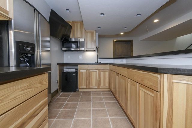 130 Chestnut WAY, North Prairie, WI 53153