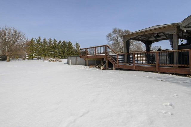 130 Chestnut WAY, North Prairie, WI 53153