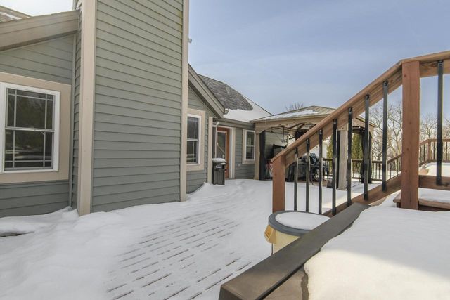 130 Chestnut WAY, North Prairie, WI 53153