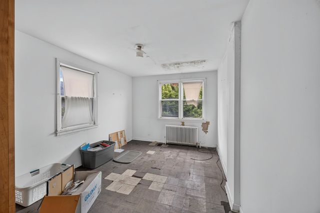 7817 S Euclid Avenue, Chicago, IL 60649