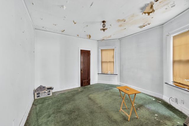 7817 S Euclid Avenue, Chicago, IL 60649