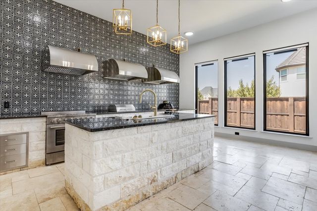 510 Spurlock Street, Frisco, TX 75036