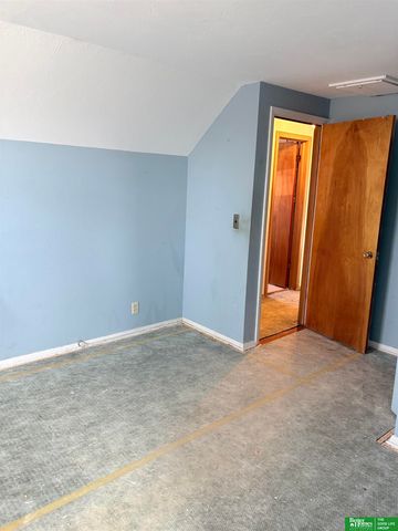 12210 Seldin Drive, Omaha, NE 68144