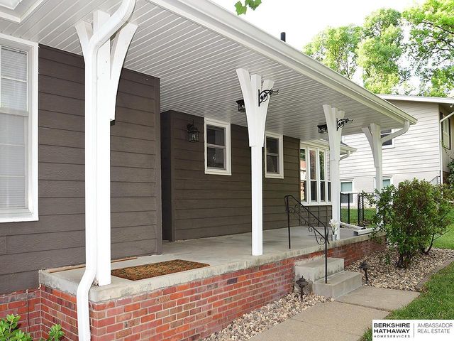 605 S 126 Street, Omaha, NE 68154